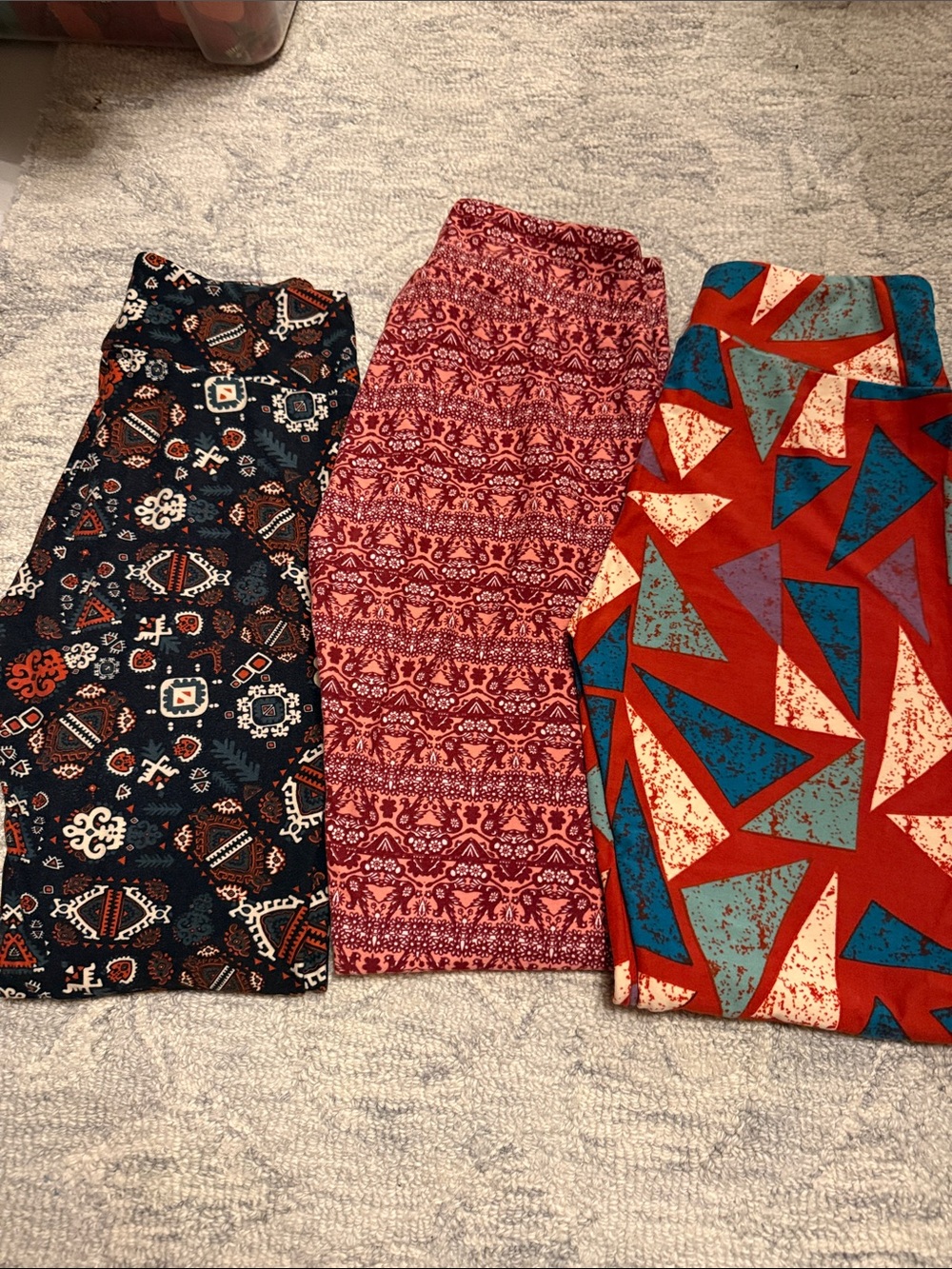 LuLaRoe Patterned Leggings in Red, Navy & Turquoise